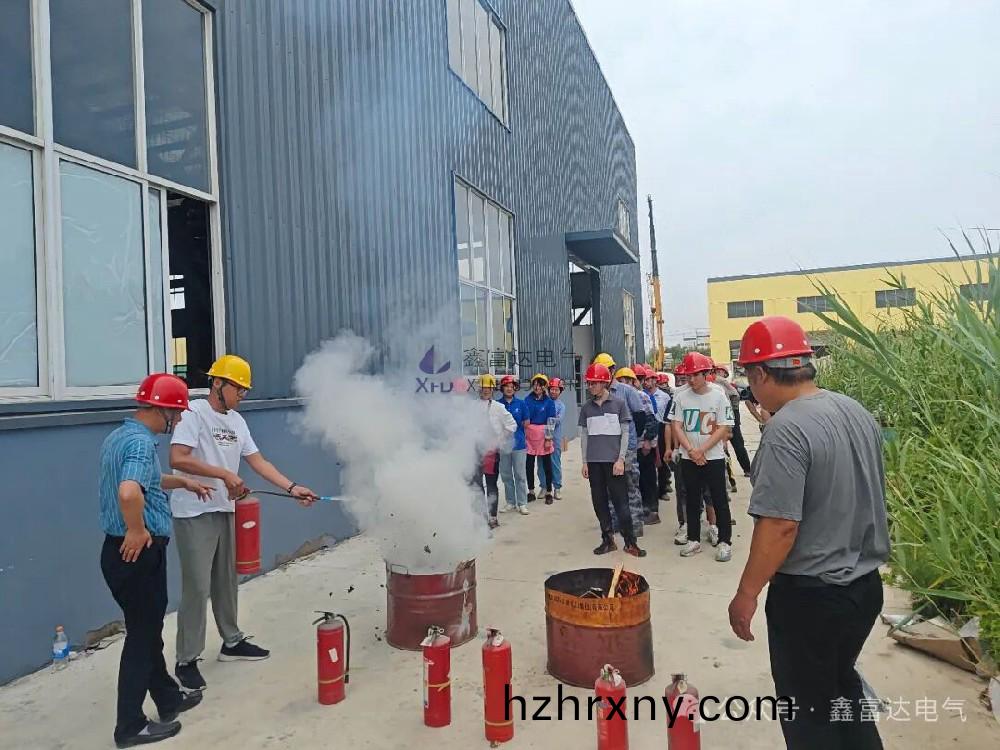 【安全生(sheng)産(chan)月】江囌鑫富達電氣開展“安全生産月(yue)”安全警示教育活動